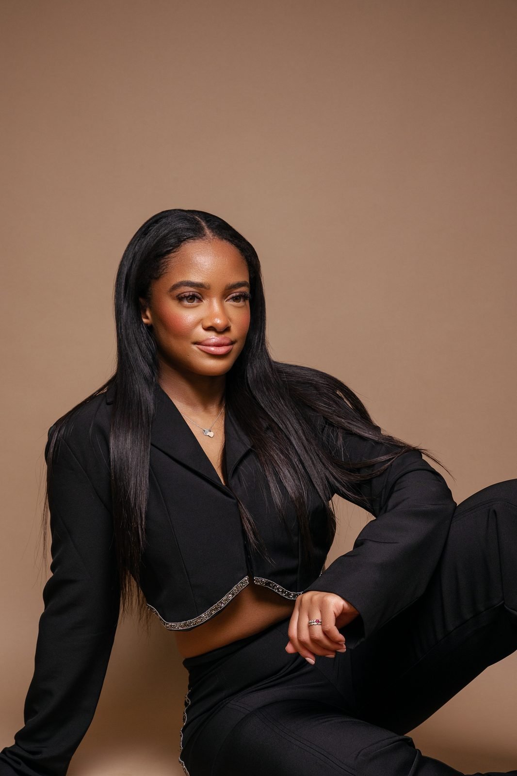 Neeka, founder of Skin NV